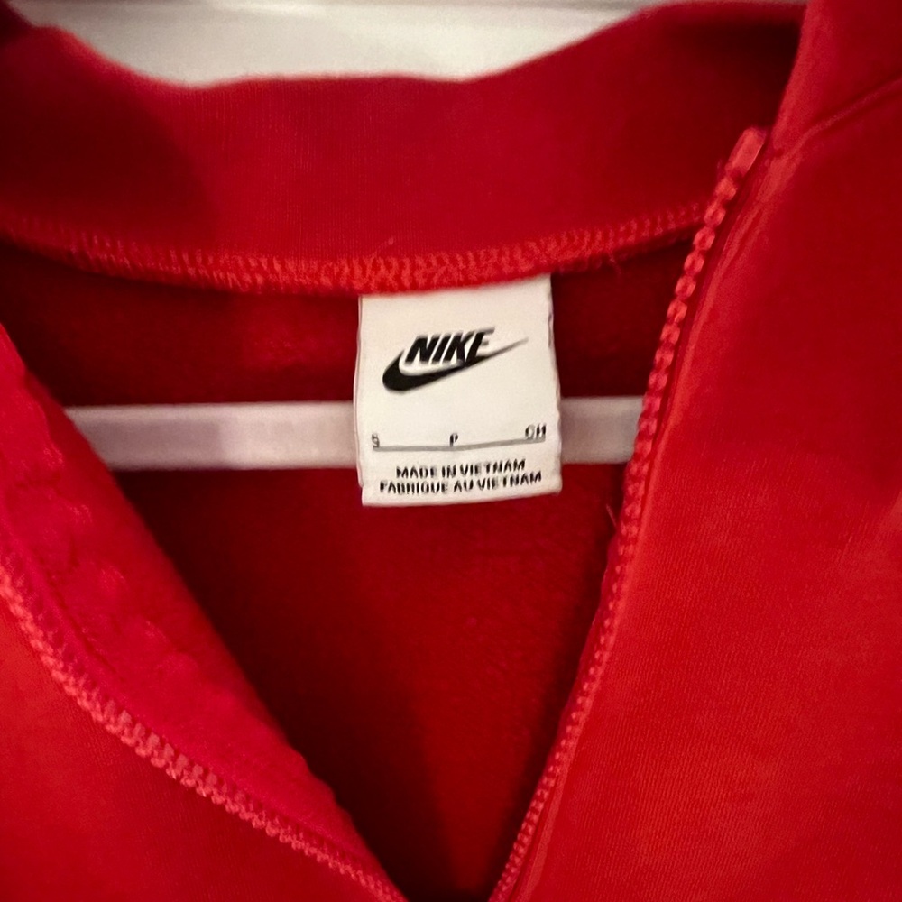 Nike Red Women's Sweatshirt - Picture 4 of 15